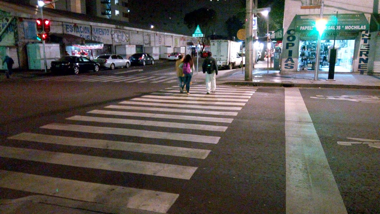 Cruce sin obstáculos que obstruyen la vista. Cruce ID: 486